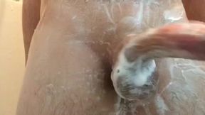 Ample white penis drained in shower