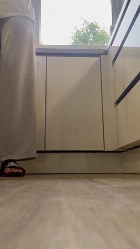 POV feet fetish with giantess
