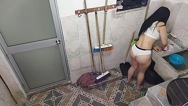 my perverted stepcousin records me while I'm washing then he fucks me in the most normal way because he is my favorite step-cousin