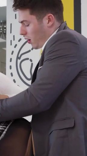 Must-see moment from &quot;😈MYLF Boss Charley Hart&#039;s Office Incentive: Letting Employees Freeuse Fuck Her&quot;