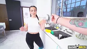 Ariana Van X In Spit Shine Cleaning