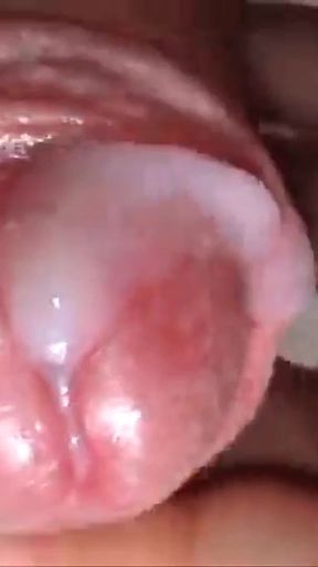 Nice close-up while jerking off   Clip 1