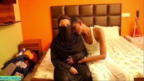 Innocent Muslim Bhabhi fucked by Dada Babu! Reality Sex