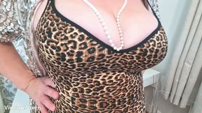 Sexy Nude Home Video Mature BBW Wife Big Saggy Tits Hairy Pussy