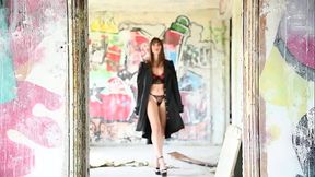 Lety Howl Urbex Stripper