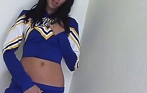 Cheerleader slut young yasmin solo
