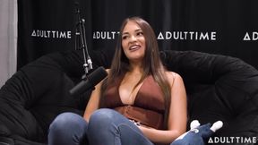 Gizelle Blanco &amp; Anna Claire Clouds Pheromones, Scissoring, &amp; the Bush  the Adult Time Podcast