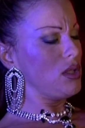 Fetish Experience with a Super Dirty Italian MILF