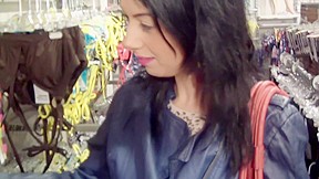 Cum-Hole penetration and oral sex in changing room