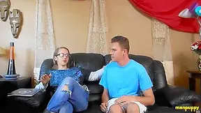 A Very Satisfying Spank With Leo Blue And Elis Ataxxx
