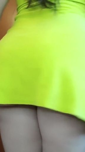 Walking and farting in green dress without panties.   Clip 2