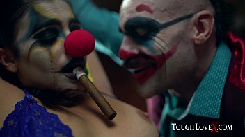 TOUGHLOVEX Violet Starr lets JokerX stuff her pussy