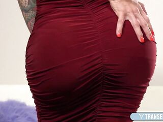 Hawt TS Foxxy Disrobes & Plays With Her Large Bazookas & Jock!