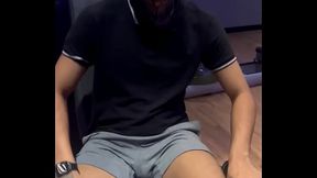 treinando na smart fit sem cueca