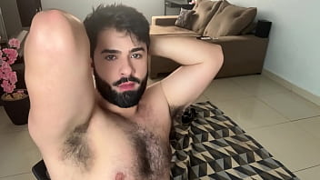 HAIRY ARMPITS WORSHIPPING AND CUM ON CHEST - Vincent and Vitor