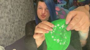 girl blowtopop green hb big balloon with spit