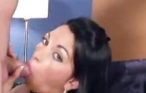 Mandy loves to give head