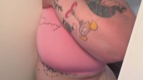 Big Dee getting stuck!