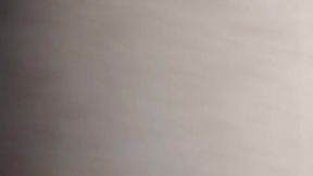 Dei dinheiro para ela se exibir &mdash;  fuder e deixar gozar dentro  Pretinha magrinha em público