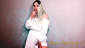 Addicted to being used by dominant femme DomiN8tr