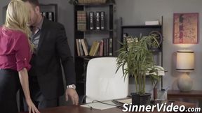 Busty slut is ready to deepthroat that juicy fuck stick