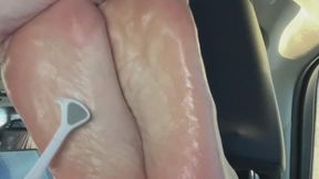 Toe Tunes: Lightning Fingers Edition With Harmony and Tommy ToeTickler