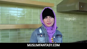 MuslimFantasy - Angeline Red ends up fucking with Donnie Rock