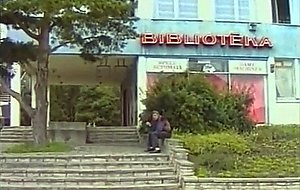 Miss russia 2006 lookalike triple fucked in librar