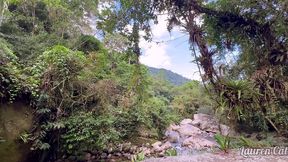 sexo na cachoeira, fudendo gostoso num paraiso lindo (em publico)