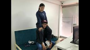 HERMANASTRA MONTATE ENCIMA DE MIS HOMBROS, pero ya sabes que me dejas meter mi pene en tu boca