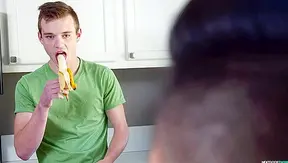 NextDoorTwinks: Scott Finn Zayn Parkers Steamy Bareback Encounter – 18+