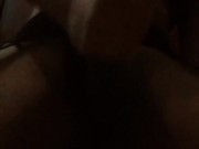 Sissy se masturba frente a la cámara