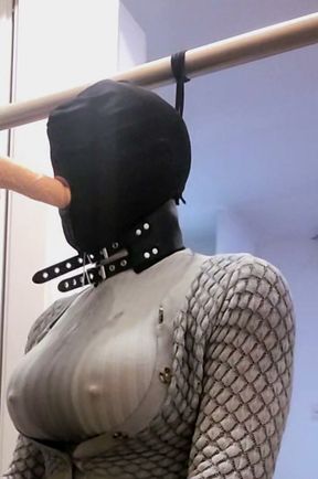 Analmoni mouth gets fucked by the machine
