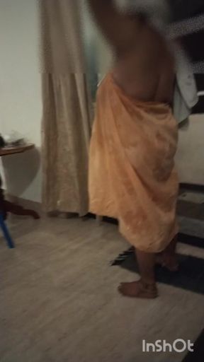 Chubby Aunty