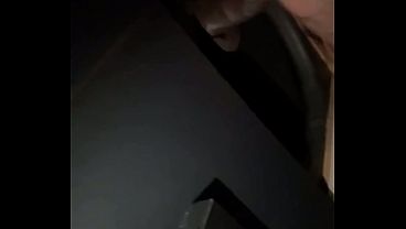 CASADA GOSTOSA MAMOU NEG&Atilde_O NO GLORY HOLE GOSTOU TANTO DA ROLE QUE CHAMOU PRA CASA PRA FODER SEM CAMISINHA E O CORBO BEBER TODO LEITE JORRADO NA BUCETA DA JAPINHA