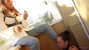 PAMELA - I don't like smoking alone!