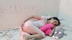 Aunty ko sote me apna land bur me daal diya