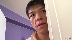 Japanese Teen Yuu Gives Step Dad Rimming and Gets Cumshot