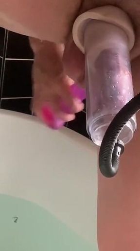 Dildo Stretching in the Bath