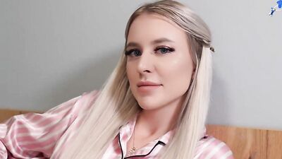 Step-mom Shares Bed, Pounds Son; Cum On Face. Intense, Xxx Porn!