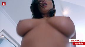 German model Alyssia Kent loves having her ass filled with cum