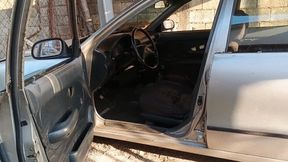 How sexy to see how he masturbates by accelerating the pedals of his car (3)