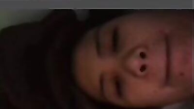 Watch Amor Tisado Viral ofw video in Uae Part 7, featuring a hot MILF getting off in front of the webcam