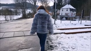 KIM ROSE // TEENIE PISSWALK