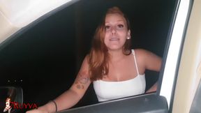 This naughty bitch gives to everyone without a condom