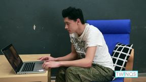 Logan S Kinky Videos And Hung Stroke to Thick Abs Cum!