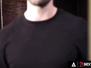 Fiery Shalina Devine Gets Double-Stuffed Anal & Gulps Cum