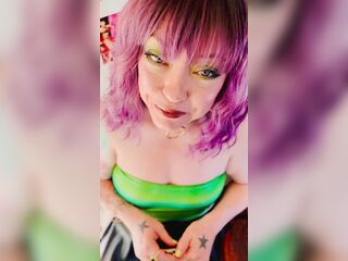 The Enjoyable Miss Tina Snua Smokes A Cigarette With Dangles, Drifts & Close Ups
