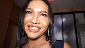 ”Fresh Thai ladyboy Duan gives her customer a massage with ass pumping”