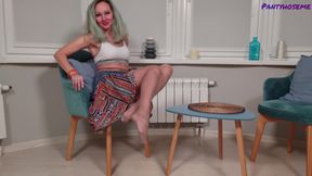Foxy Love Teasing in Pantyhose